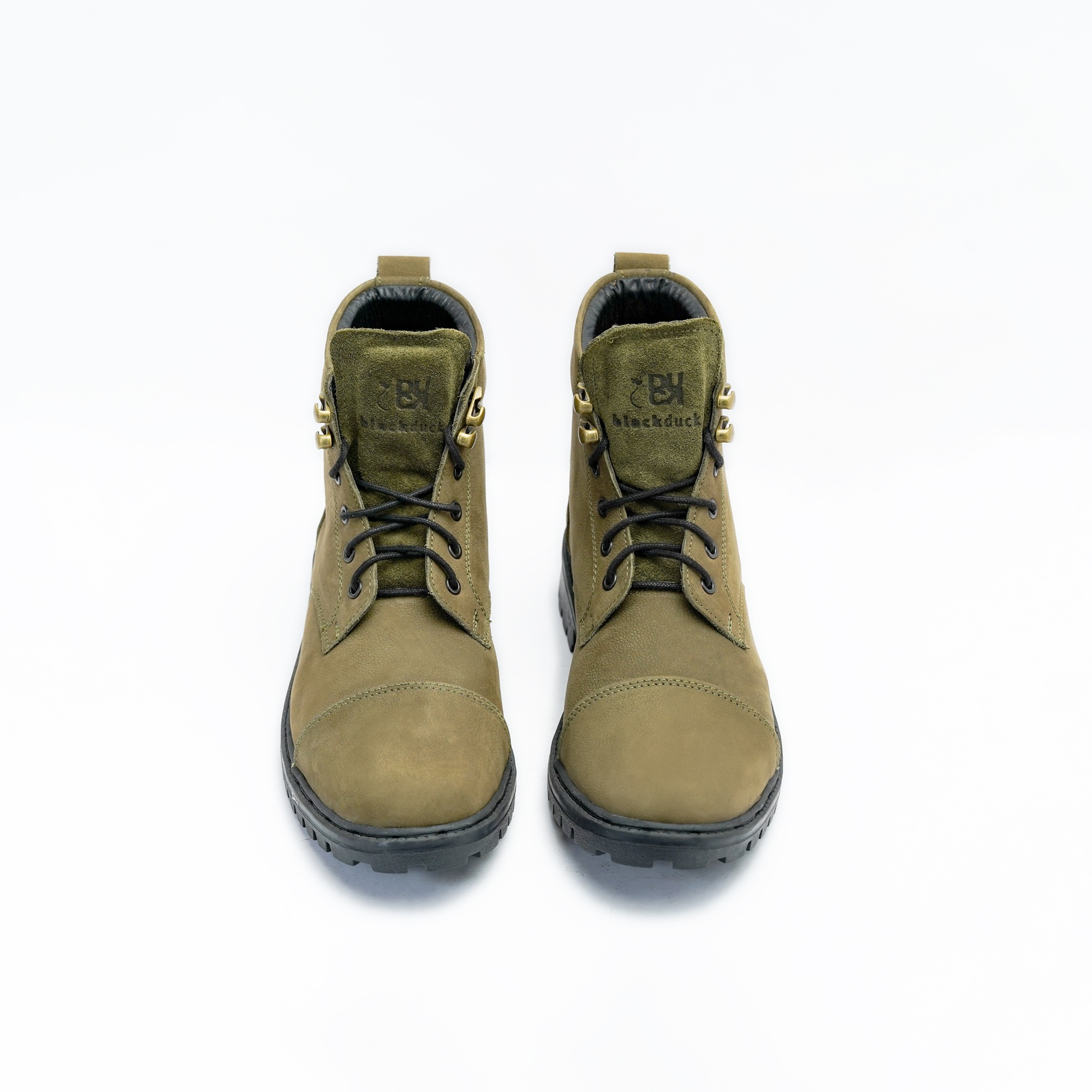 Men's Casual Lace Up Ankle Boot with Textured Grip and Reinforced Toe Panel Image 3