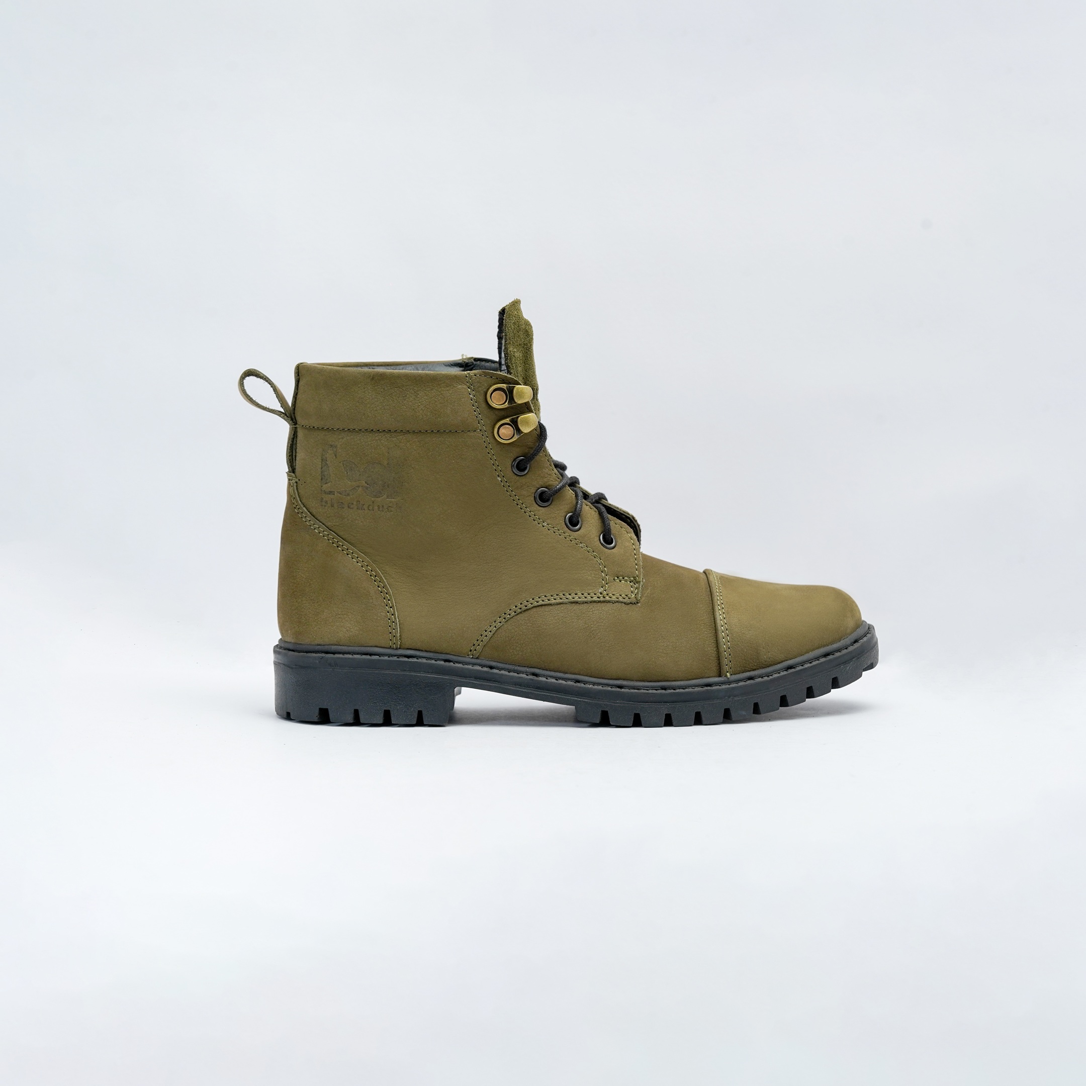 Men's Casual Lace Up Ankle Boot with Textured Grip and Reinforced Toe Panel Image 4